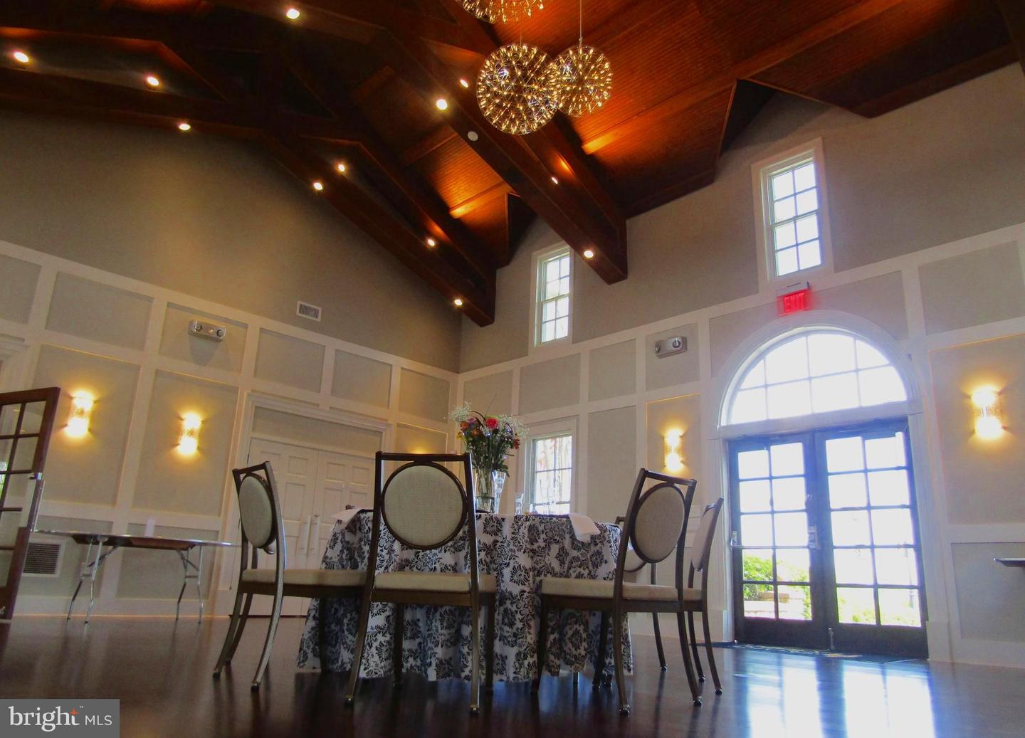 42410 DOGWOOD GLEN SQ, STERLING, Virginia 20166, 3 Bedrooms Bedrooms, ,3 BathroomsBathrooms,Residential,For sale,42410 DOGWOOD GLEN SQ,VALO2107312 MLS # VALO2107312