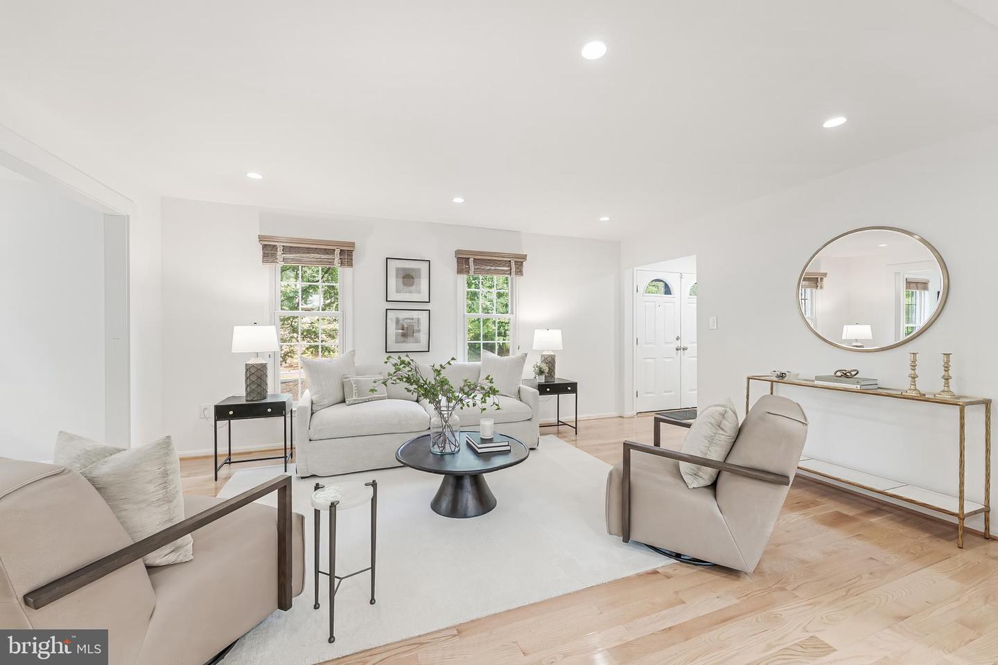 10809 DAYFLOWER CT, RESTON, Virginia 20191, 4 Bedrooms Bedrooms, ,3 BathroomsBathrooms,Residential,For sale,10809 DAYFLOWER CT,VAFX2268388 MLS # VAFX2268388