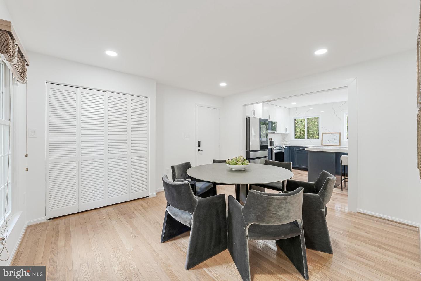 10809 DAYFLOWER CT, RESTON, Virginia 20191, 4 Bedrooms Bedrooms, ,3 BathroomsBathrooms,Residential,For sale,10809 DAYFLOWER CT,VAFX2268388 MLS # VAFX2268388