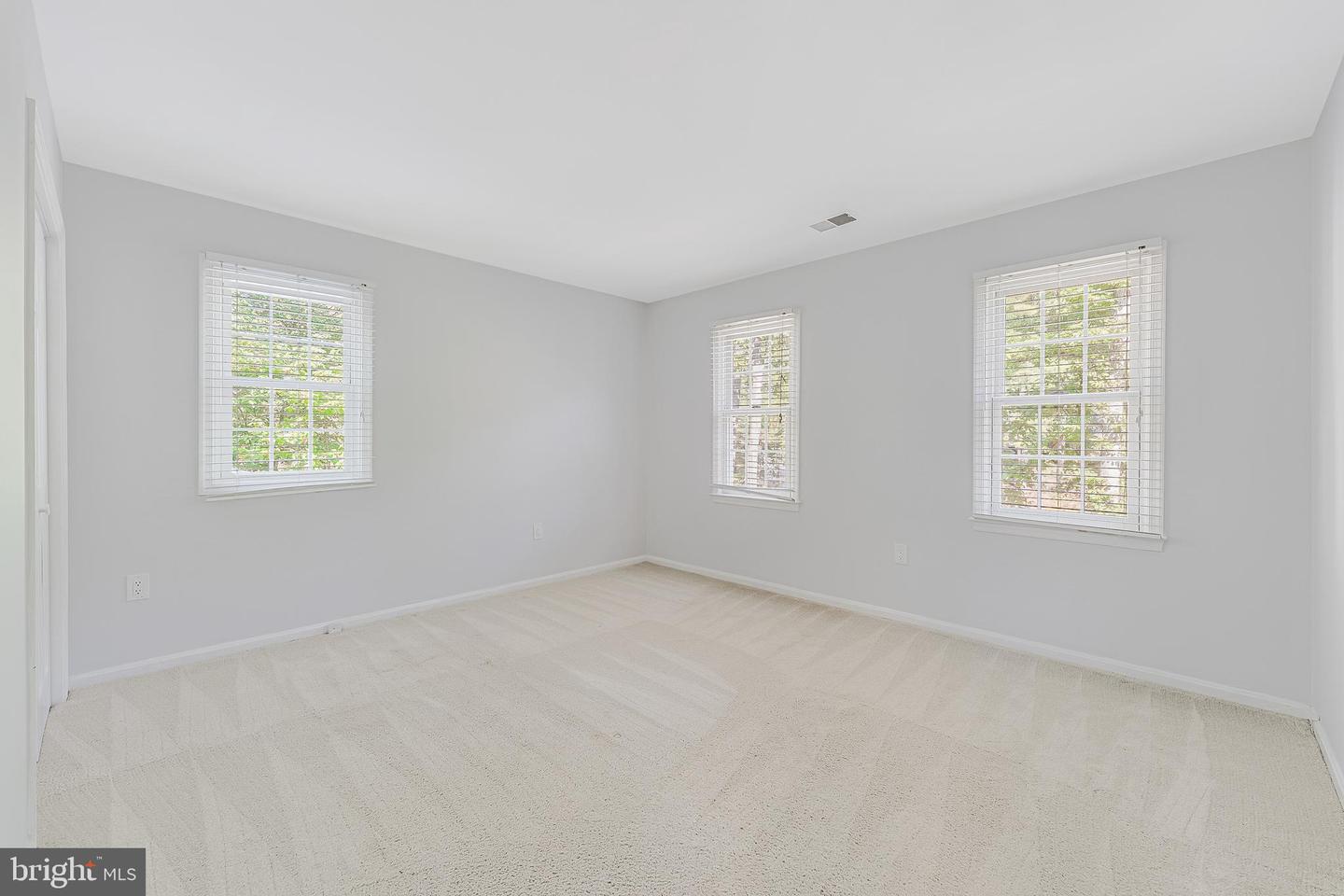 10809 DAYFLOWER CT, RESTON, Virginia 20191, 4 Bedrooms Bedrooms, ,3 BathroomsBathrooms,Residential,For sale,10809 DAYFLOWER CT,VAFX2268388 MLS # VAFX2268388