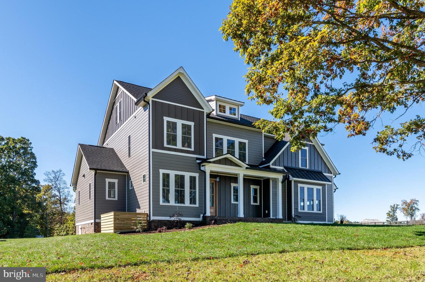 3321 COPELAND WAY, POWHATAN, Virginia 23139, 5 Rooms Rooms,4 BathroomsBathrooms,Residential,For sale,3321 COPELAND WAY,VAPN2000104 MLS # VAPN2000104 3321 COPELAND WAY, POWHATAN, Virginia 23139, 5 Rooms Rooms,4 BathroomsBathrooms,Residential,For sale,3321 COPELAND WAY,VAPN2000104 MLS # VAPN2000104