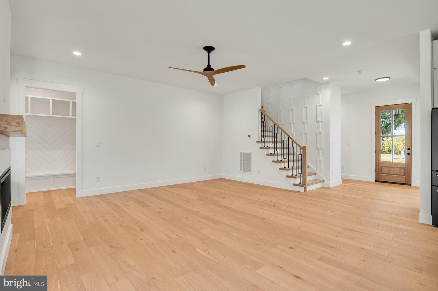 3321 COPELAND WAY, POWHATAN, Virginia 23139, 5 Rooms Rooms,4 BathroomsBathrooms,Residential,For sale,3321 COPELAND WAY,VAPN2000104 MLS # VAPN2000104 3321 COPELAND WAY, POWHATAN, Virginia 23139, 5 Rooms Rooms,4 BathroomsBathrooms,Residential,For sale,3321 COPELAND WAY,VAPN2000104 MLS # VAPN2000104