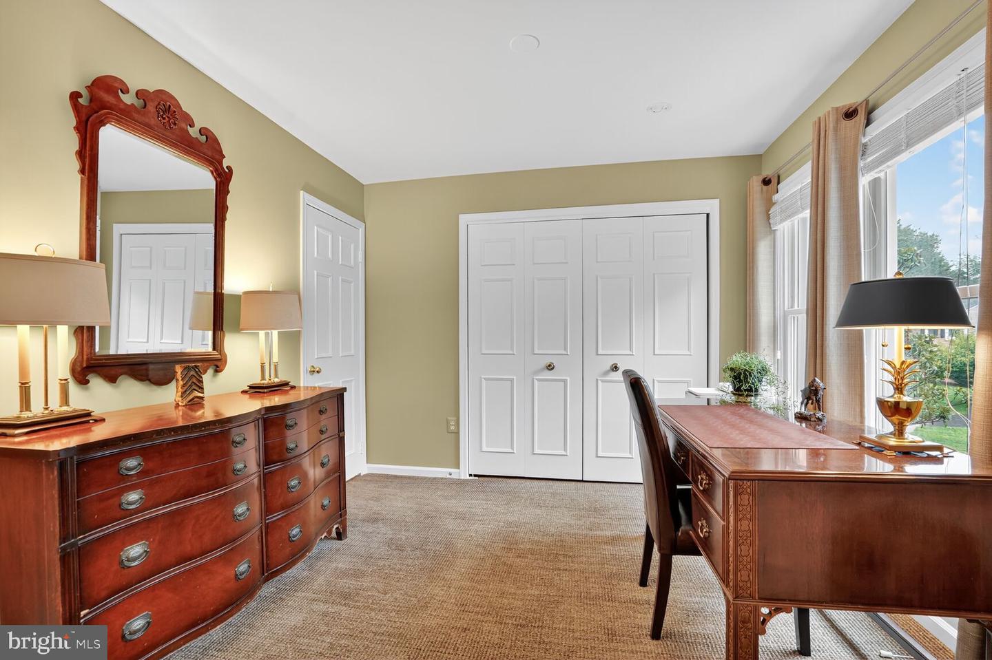 9616 BURNT OAK DR, FAIRFAX STATION, Virginia 22039, 4 Bedrooms Bedrooms, 14 Rooms Rooms,2 BathroomsBathrooms,Residential,For sale,9616 BURNT OAK DR,VAFX2268428 MLS # VAFX2268428