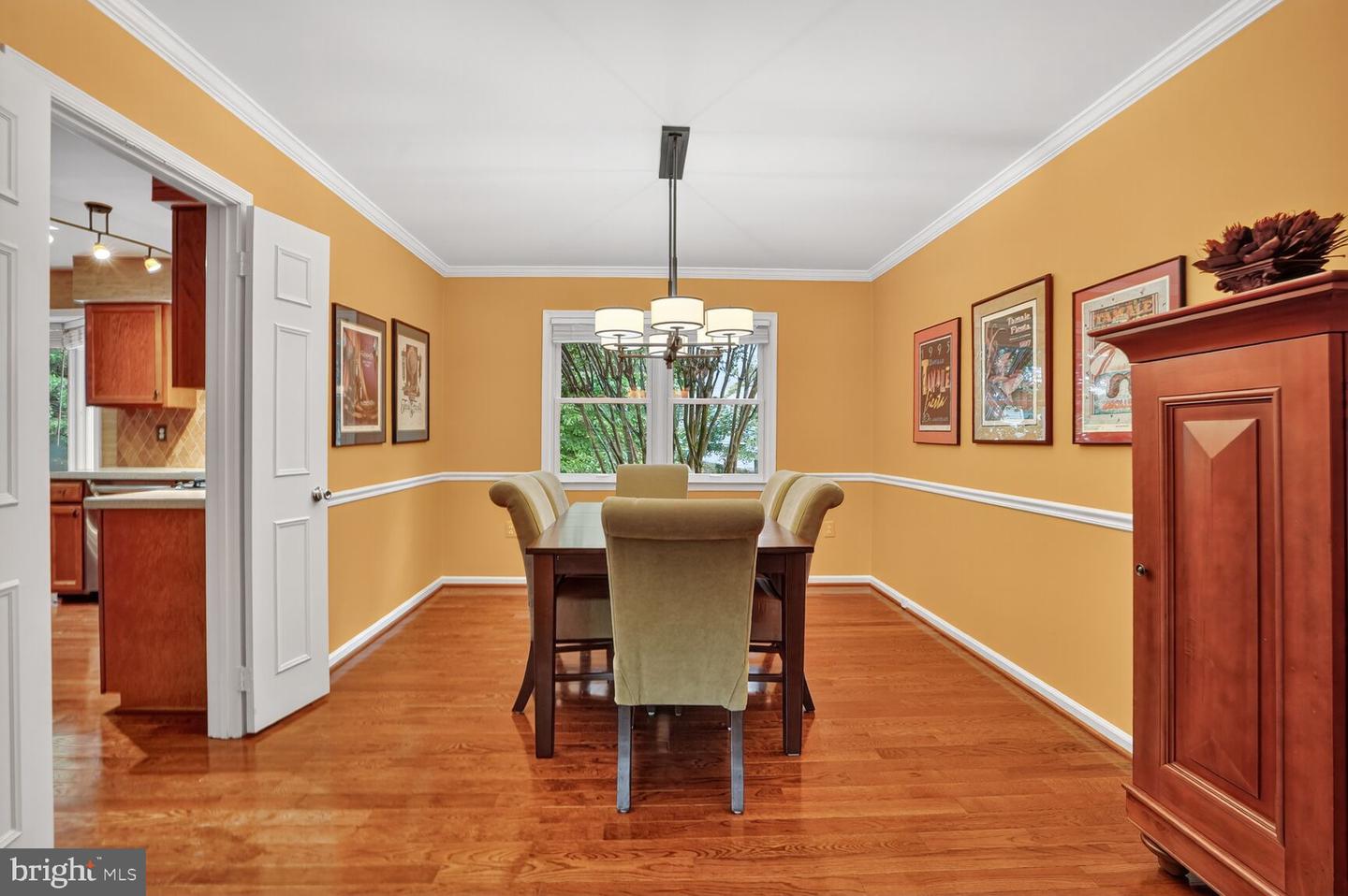 9616 BURNT OAK DR, FAIRFAX STATION, Virginia 22039, 4 Bedrooms Bedrooms, 14 Rooms Rooms,2 BathroomsBathrooms,Residential,For sale,9616 BURNT OAK DR,VAFX2268428 MLS # VAFX2268428