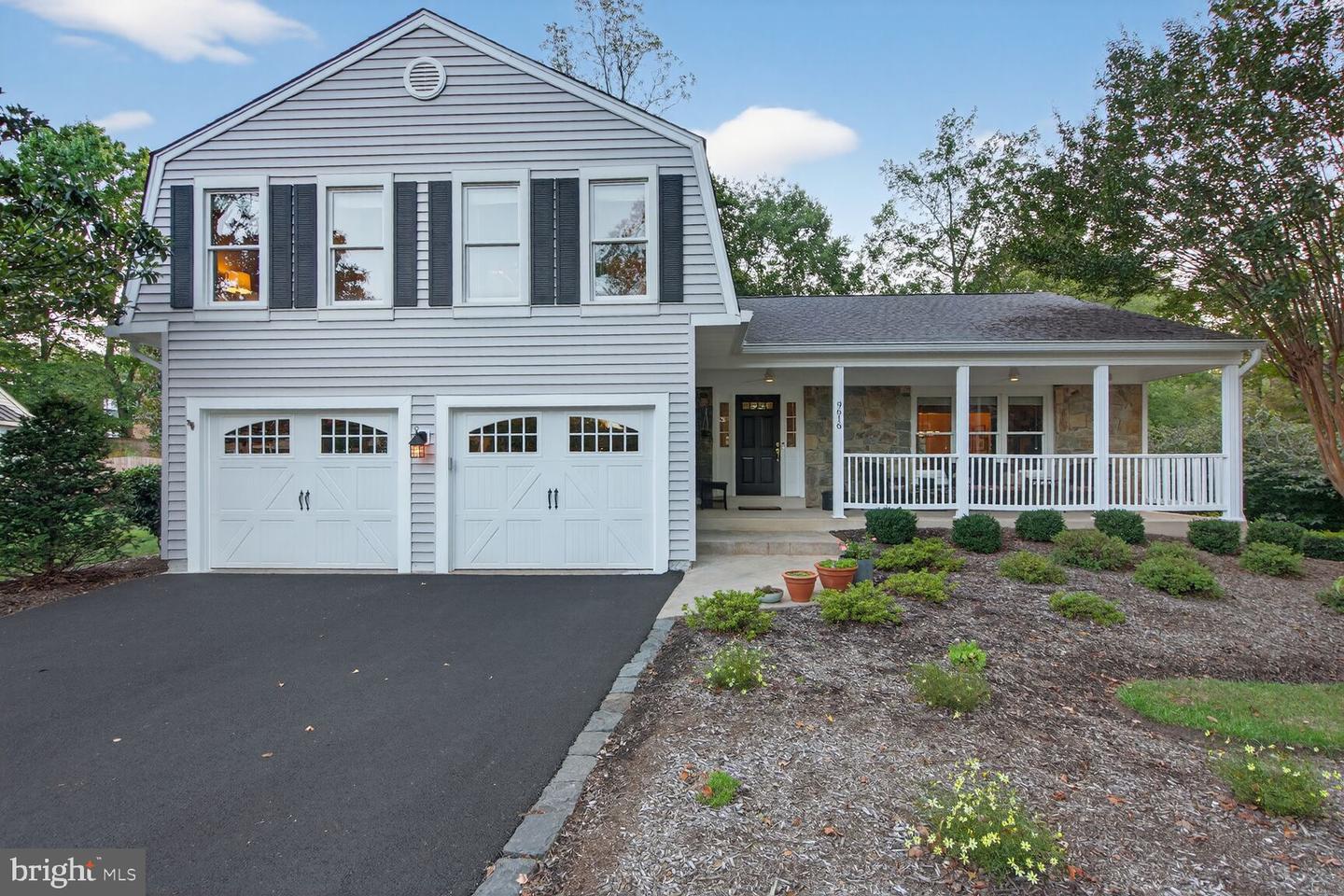 9616 BURNT OAK DR, FAIRFAX STATION, Virginia 22039, 4 Bedrooms Bedrooms, 14 Rooms Rooms,2 BathroomsBathrooms,Residential,For sale,9616 BURNT OAK DR,VAFX2268428 MLS # VAFX2268428