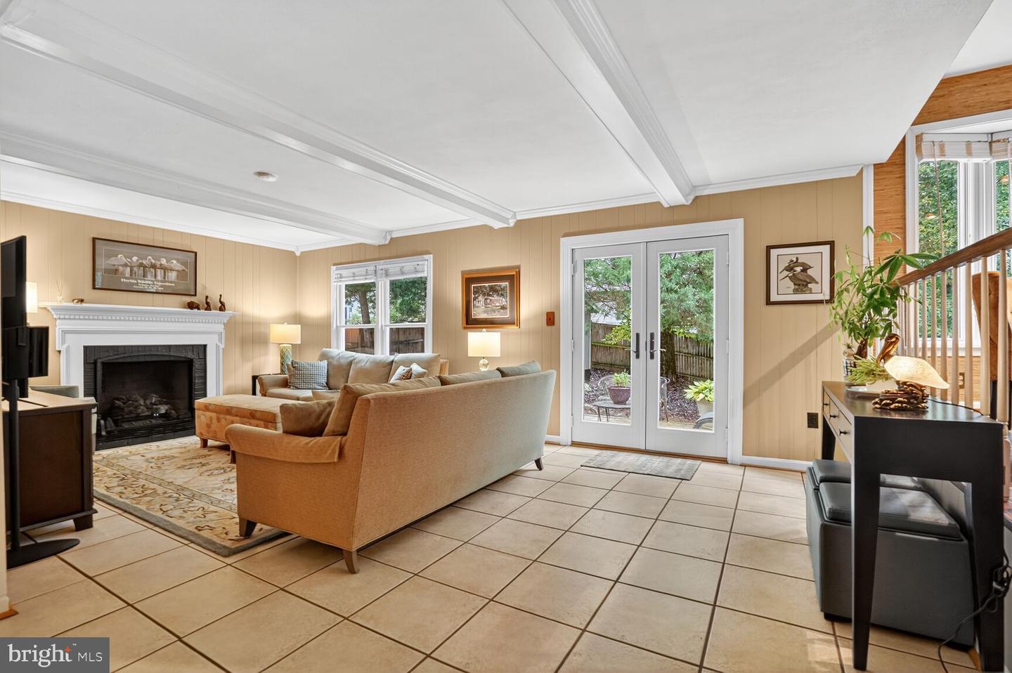 9616 BURNT OAK DR, FAIRFAX STATION, Virginia 22039, 4 Bedrooms Bedrooms, 14 Rooms Rooms,2 BathroomsBathrooms,Residential,For sale,9616 BURNT OAK DR,VAFX2268428 MLS # VAFX2268428