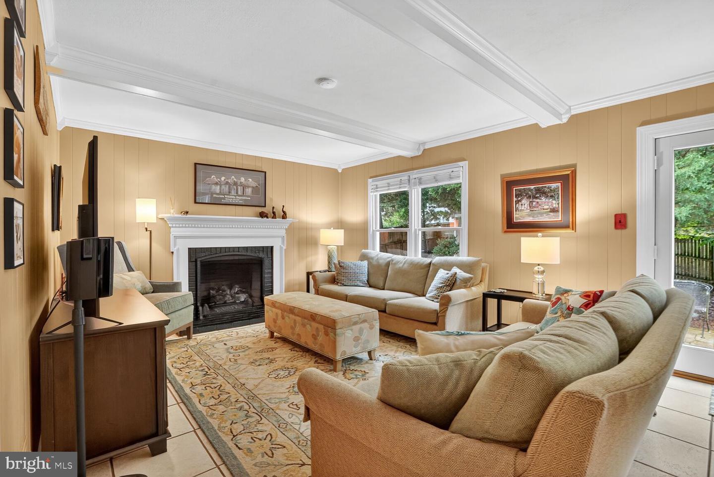9616 BURNT OAK DR, FAIRFAX STATION, Virginia 22039, 4 Bedrooms Bedrooms, 14 Rooms Rooms,2 BathroomsBathrooms,Residential,For sale,9616 BURNT OAK DR,VAFX2268428 MLS # VAFX2268428