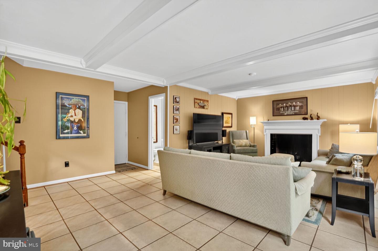 9616 BURNT OAK DR, FAIRFAX STATION, Virginia 22039, 4 Bedrooms Bedrooms, 14 Rooms Rooms,2 BathroomsBathrooms,Residential,For sale,9616 BURNT OAK DR,VAFX2268428 MLS # VAFX2268428