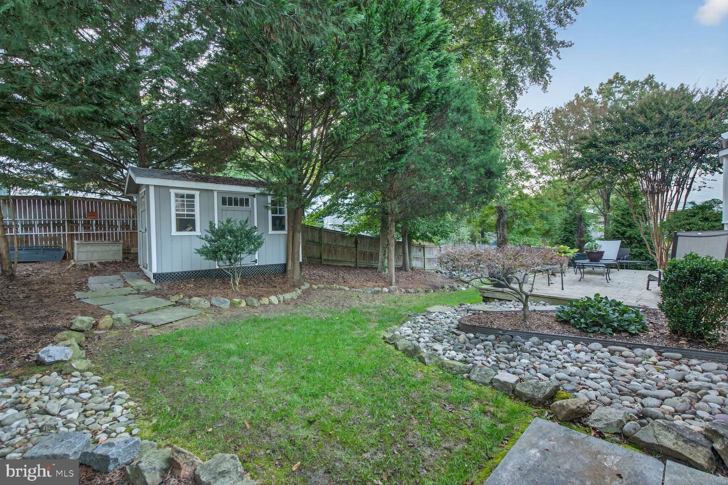 9616 BURNT OAK DR, FAIRFAX STATION, Virginia 22039, 4 Bedrooms Bedrooms, 14 Rooms Rooms,2 BathroomsBathrooms,Residential,For sale,9616 BURNT OAK DR,VAFX2268428 MLS # VAFX2268428