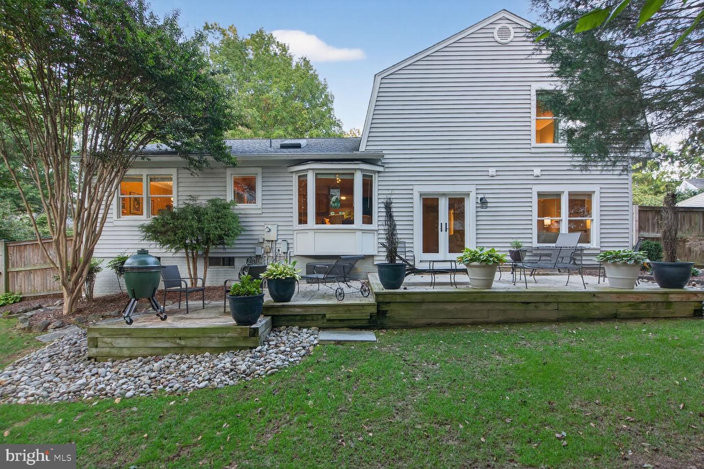 9616 BURNT OAK DR, FAIRFAX STATION, Virginia 22039, 4 Bedrooms Bedrooms, 14 Rooms Rooms,2 BathroomsBathrooms,Residential,For sale,9616 BURNT OAK DR,VAFX2268428 MLS # VAFX2268428