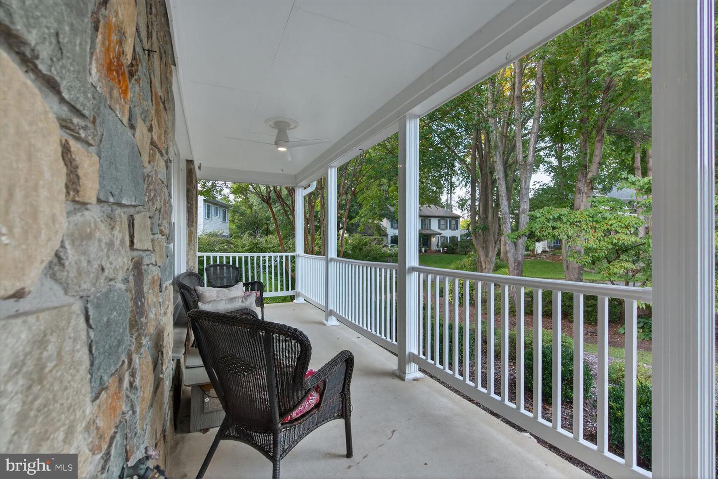 9616 BURNT OAK DR, FAIRFAX STATION, Virginia 22039, 4 Bedrooms Bedrooms, 14 Rooms Rooms,2 BathroomsBathrooms,Residential,For sale,9616 BURNT OAK DR,VAFX2268428 MLS # VAFX2268428