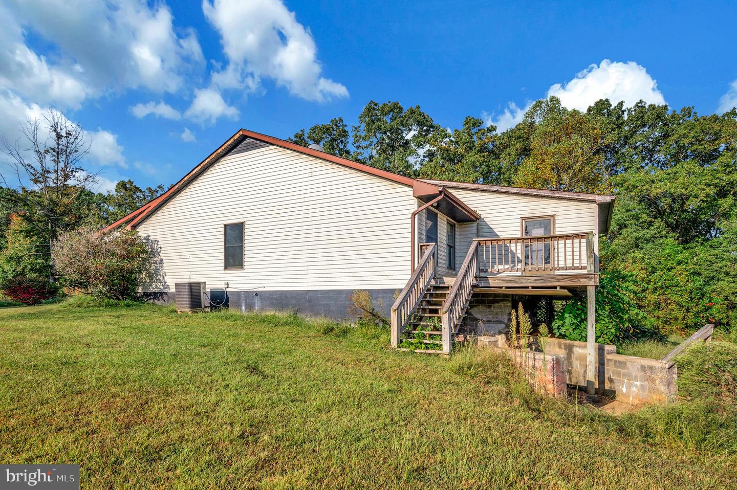 24307 INDEPENDENCE RD, UNIONVILLE, Virginia 22567, 5 Bedrooms Bedrooms, ,3 BathroomsBathrooms,Residential,For sale,24307 INDEPENDENCE RD,VAOR2012334 MLS # VAOR2012334