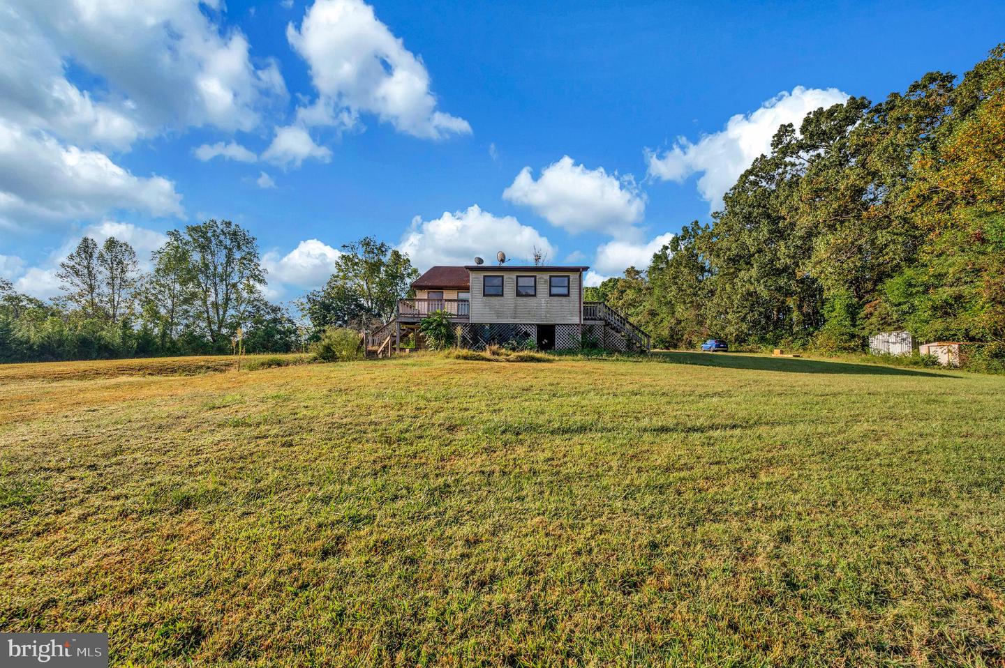 24307 INDEPENDENCE RD, UNIONVILLE, Virginia 22567, 5 Bedrooms Bedrooms, ,3 BathroomsBathrooms,Residential,For sale,24307 INDEPENDENCE RD,VAOR2012334 MLS # VAOR2012334
