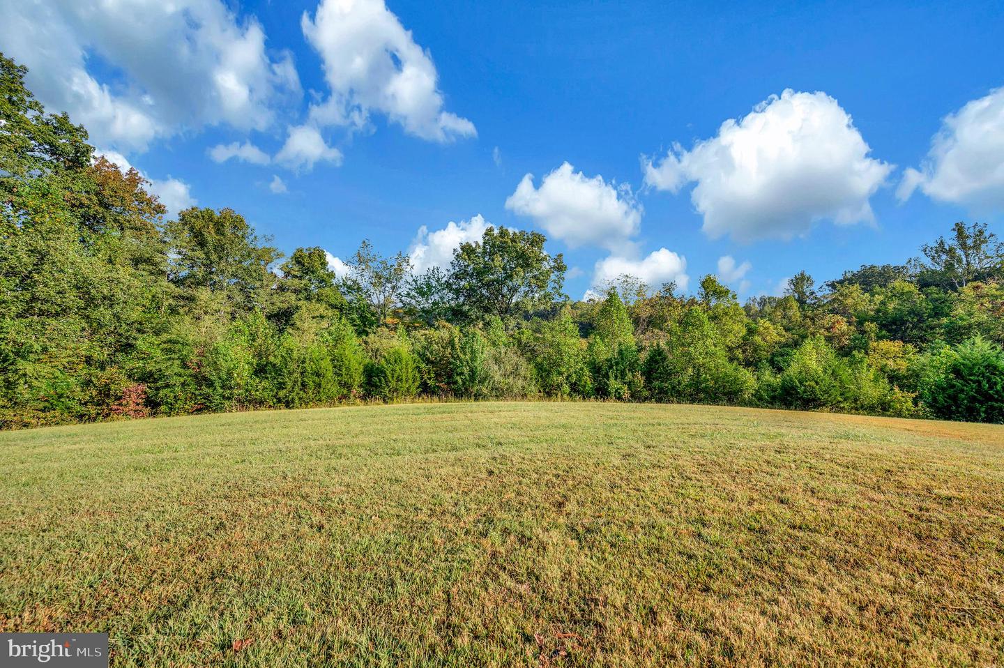 24307 INDEPENDENCE RD, UNIONVILLE, Virginia 22567, 5 Bedrooms Bedrooms, ,3 BathroomsBathrooms,Residential,For sale,24307 INDEPENDENCE RD,VAOR2012334 MLS # VAOR2012334