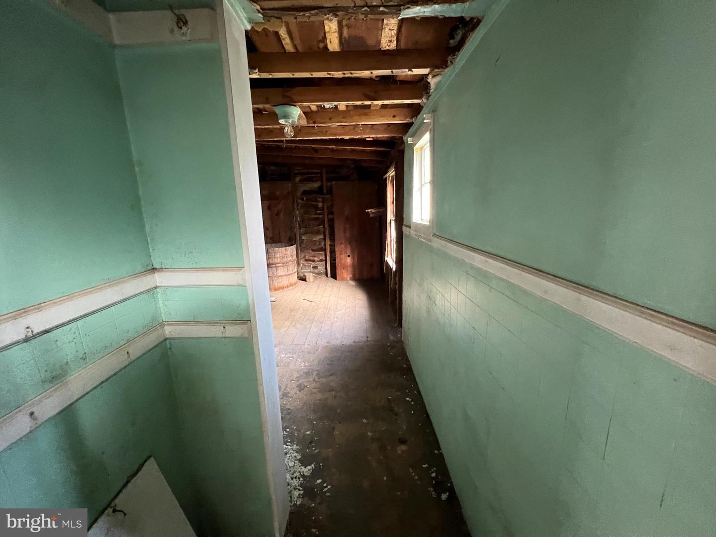 255 S MAIN ST, MOUNT CRAWFORD, Virginia 22841, 4 Bedrooms Bedrooms, ,1 BathroomBathrooms,Residential,For sale,255 S MAIN ST,VARO2002596 MLS # VARO2002596