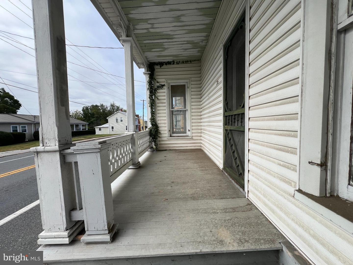 255 S MAIN ST, MOUNT CRAWFORD, Virginia 22841, 4 Bedrooms Bedrooms, ,1 BathroomBathrooms,Residential,For sale,255 S MAIN ST,VARO2002596 MLS # VARO2002596
