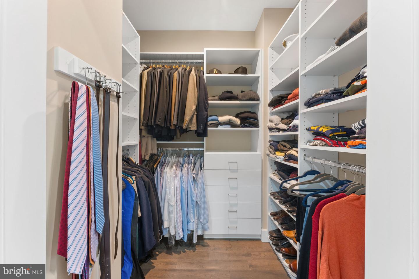 5702 16TH ST NW, WASHINGTON, District Of Columbia 20011, 5 Bedrooms Bedrooms, ,4 BathroomsBathrooms,Residential,For sale,5702 16TH ST NW,DCDC2223622 MLS # DCDC2223622