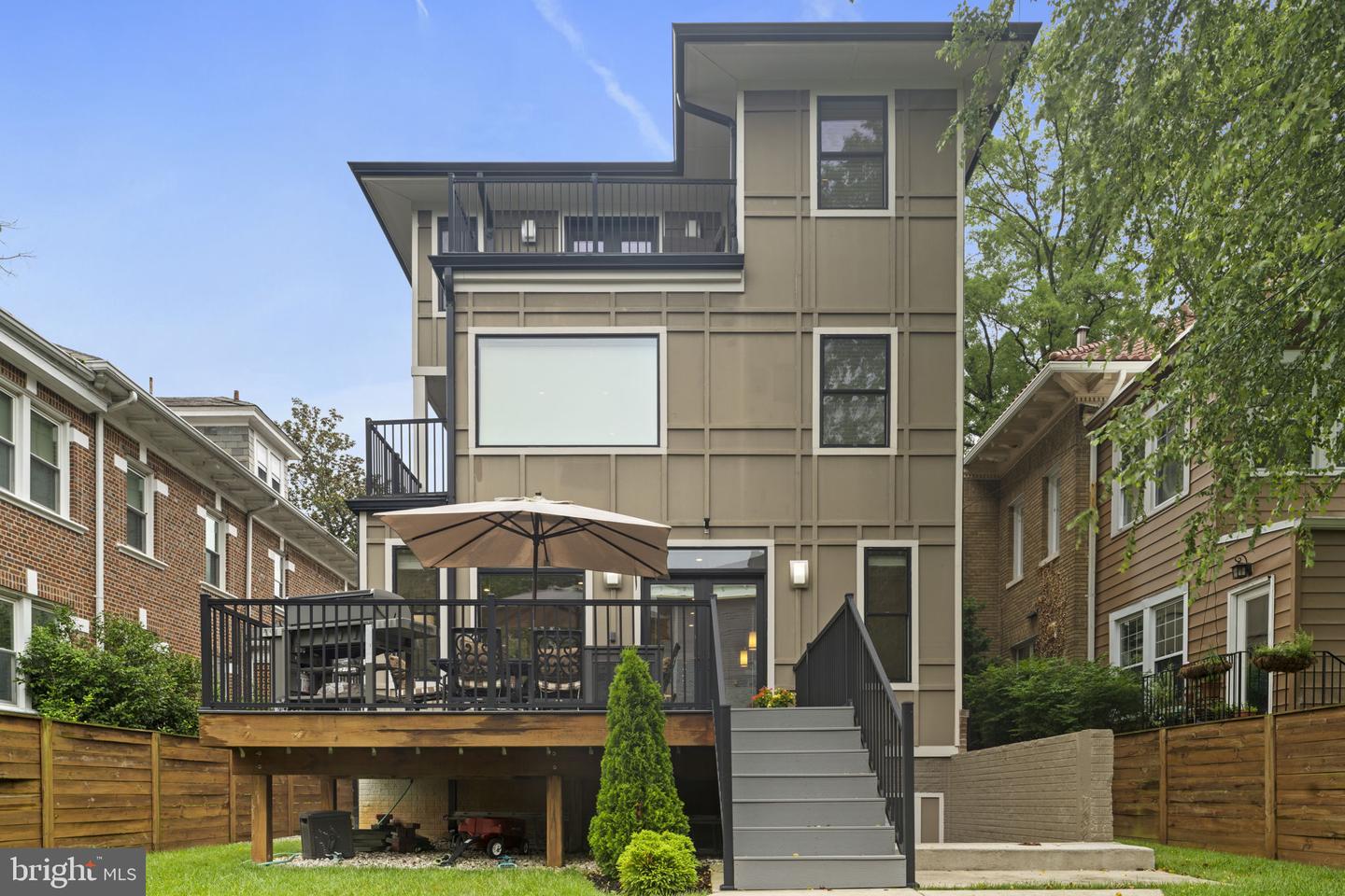 5702 16TH ST NW, WASHINGTON, District Of Columbia 20011, 5 Bedrooms Bedrooms, ,4 BathroomsBathrooms,Residential,For sale,5702 16TH ST NW,DCDC2223622 MLS # DCDC2223622