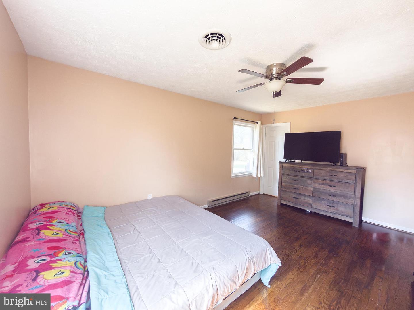 207 NIGHTINGALE AVE, STEPHENS CITY, Virginia 22655, 3 Bedrooms Bedrooms, ,2 BathroomsBathrooms,Residential,For sale,207 NIGHTINGALE AVE,VAFV2036962 MLS # VAFV2036962 207 NIGHTINGALE AVE, STEPHENS CITY, Virginia 22655, 3 Bedrooms Bedrooms, ,2 BathroomsBathrooms,Residential,For sale,207 NIGHTINGALE AVE,VAFV2036962 MLS # VAFV2036962