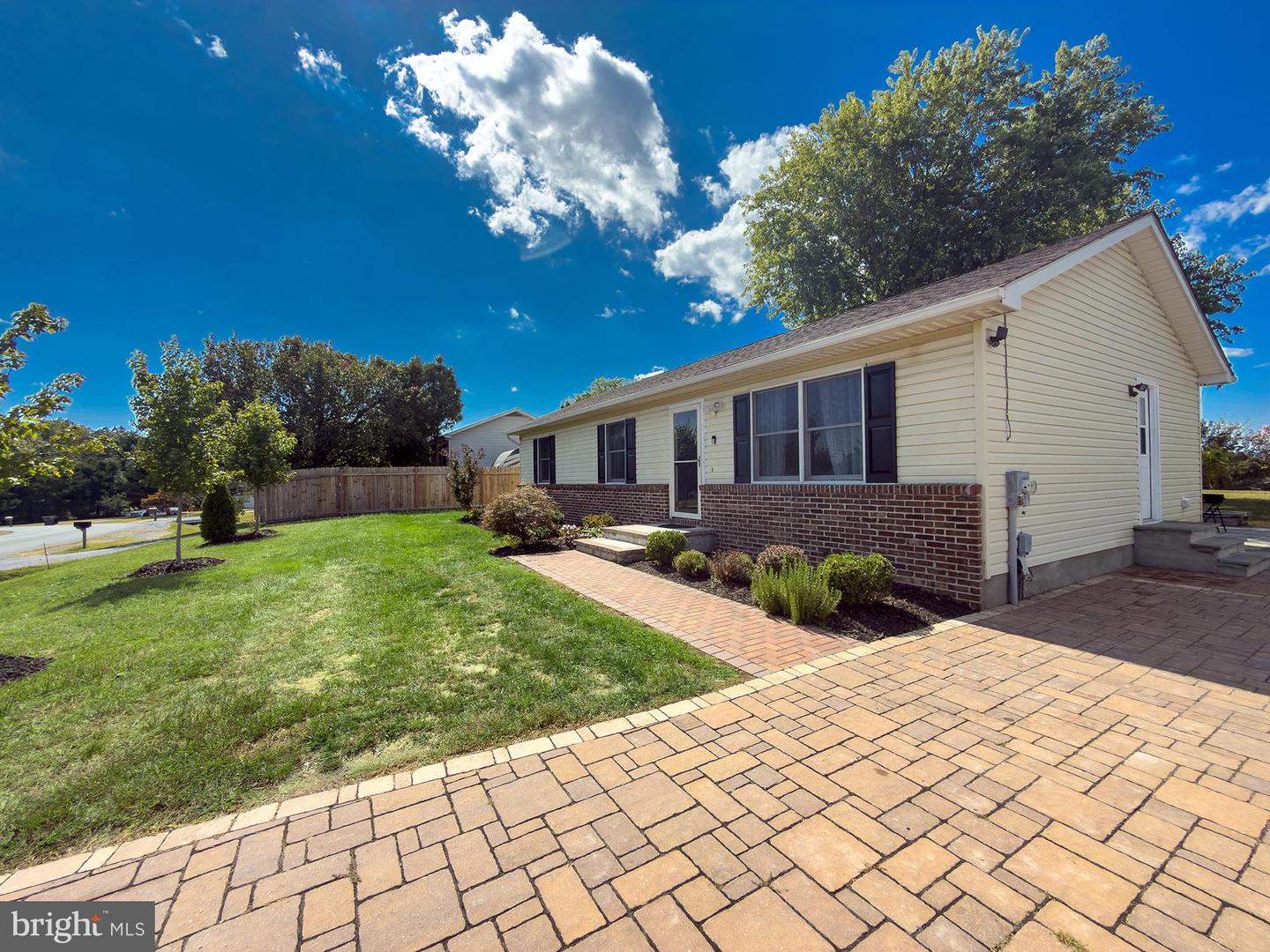 207 NIGHTINGALE AVE, STEPHENS CITY, Virginia 22655, 3 Bedrooms Bedrooms, ,2 BathroomsBathrooms,Residential,For sale,207 NIGHTINGALE AVE,VAFV2036962 MLS # VAFV2036962 207 NIGHTINGALE AVE, STEPHENS CITY, Virginia 22655, 3 Bedrooms Bedrooms, ,2 BathroomsBathrooms,Residential,For sale,207 NIGHTINGALE AVE,VAFV2036962 MLS # VAFV2036962