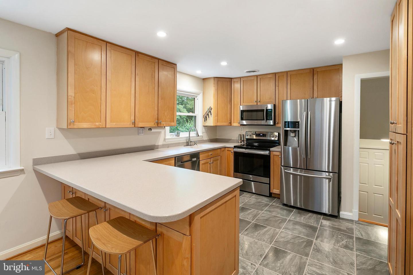 1912 SWAN TER, ALEXANDRIA, Virginia 22307, 4 Bedrooms Bedrooms, ,2 BathroomsBathrooms,Residential,For sale,1912 SWAN TER,VAFX2268748 MLS # VAFX2268748