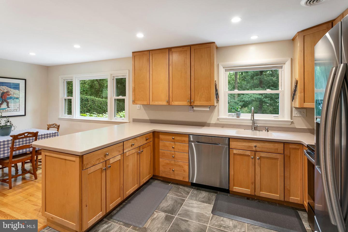 1912 SWAN TER, ALEXANDRIA, Virginia 22307, 4 Bedrooms Bedrooms, ,2 BathroomsBathrooms,Residential,For sale,1912 SWAN TER,VAFX2268748 MLS # VAFX2268748