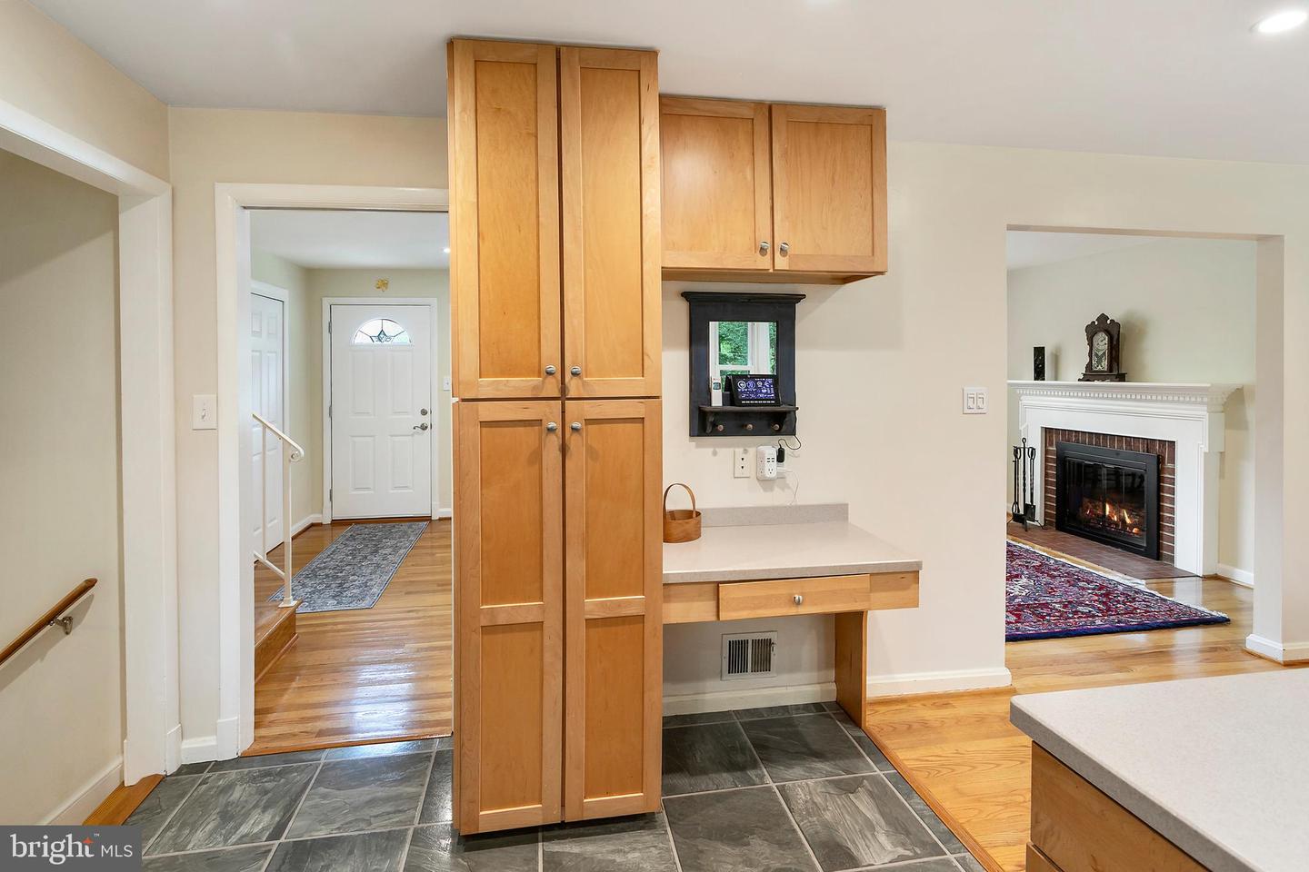 1912 SWAN TER, ALEXANDRIA, Virginia 22307, 4 Bedrooms Bedrooms, ,2 BathroomsBathrooms,Residential,For sale,1912 SWAN TER,VAFX2268748 MLS # VAFX2268748