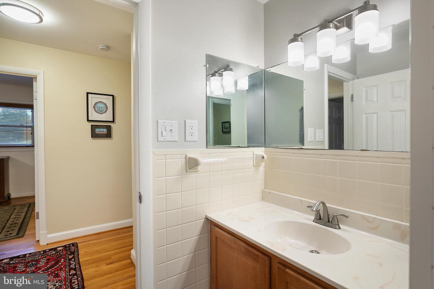 1912 SWAN TER, ALEXANDRIA, Virginia 22307, 4 Bedrooms Bedrooms, ,2 BathroomsBathrooms,Residential,For sale,1912 SWAN TER,VAFX2268748 MLS # VAFX2268748