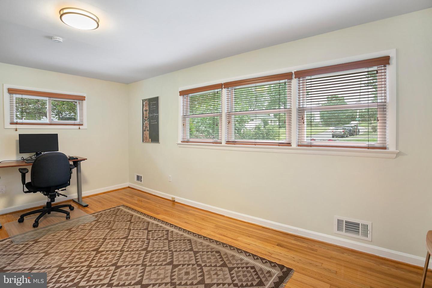 1912 SWAN TER, ALEXANDRIA, Virginia 22307, 4 Bedrooms Bedrooms, ,2 BathroomsBathrooms,Residential,For sale,1912 SWAN TER,VAFX2268748 MLS # VAFX2268748