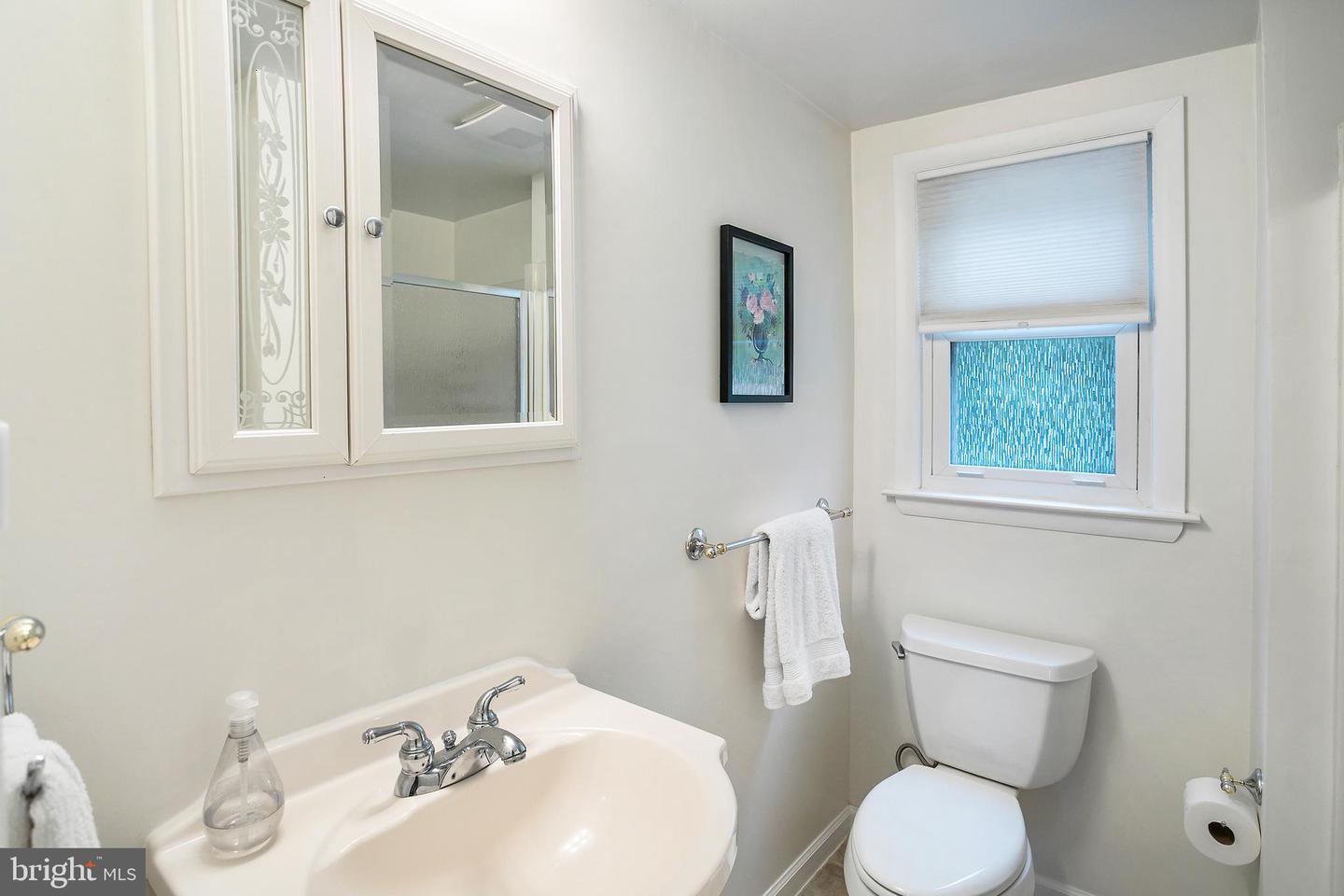 1912 SWAN TER, ALEXANDRIA, Virginia 22307, 4 Bedrooms Bedrooms, ,2 BathroomsBathrooms,Residential,For sale,1912 SWAN TER,VAFX2268748 MLS # VAFX2268748