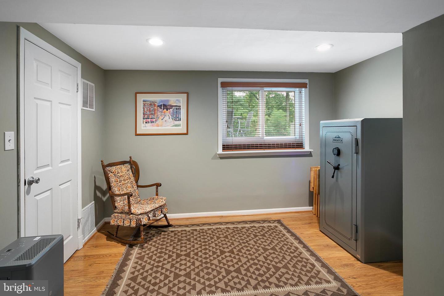 1912 SWAN TER, ALEXANDRIA, Virginia 22307, 4 Bedrooms Bedrooms, ,2 BathroomsBathrooms,Residential,For sale,1912 SWAN TER,VAFX2268748 MLS # VAFX2268748