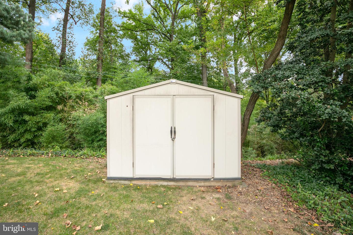 1912 SWAN TER, ALEXANDRIA, Virginia 22307, 4 Bedrooms Bedrooms, ,2 BathroomsBathrooms,Residential,For sale,1912 SWAN TER,VAFX2268748 MLS # VAFX2268748