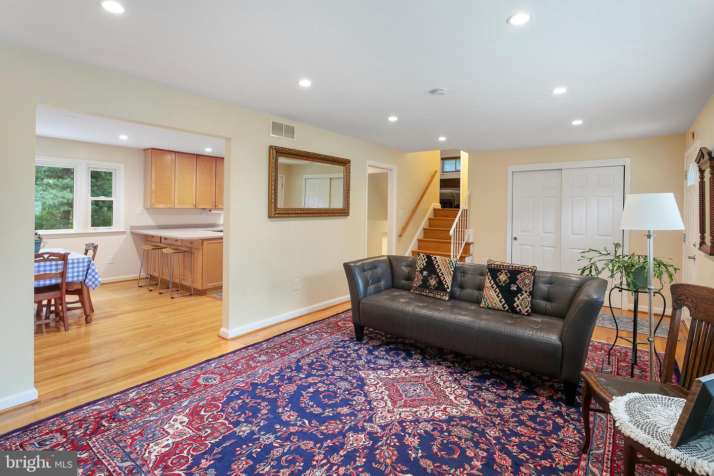 1912 SWAN TER, ALEXANDRIA, Virginia 22307, 4 Bedrooms Bedrooms, ,2 BathroomsBathrooms,Residential,For sale,1912 SWAN TER,VAFX2268748 MLS # VAFX2268748