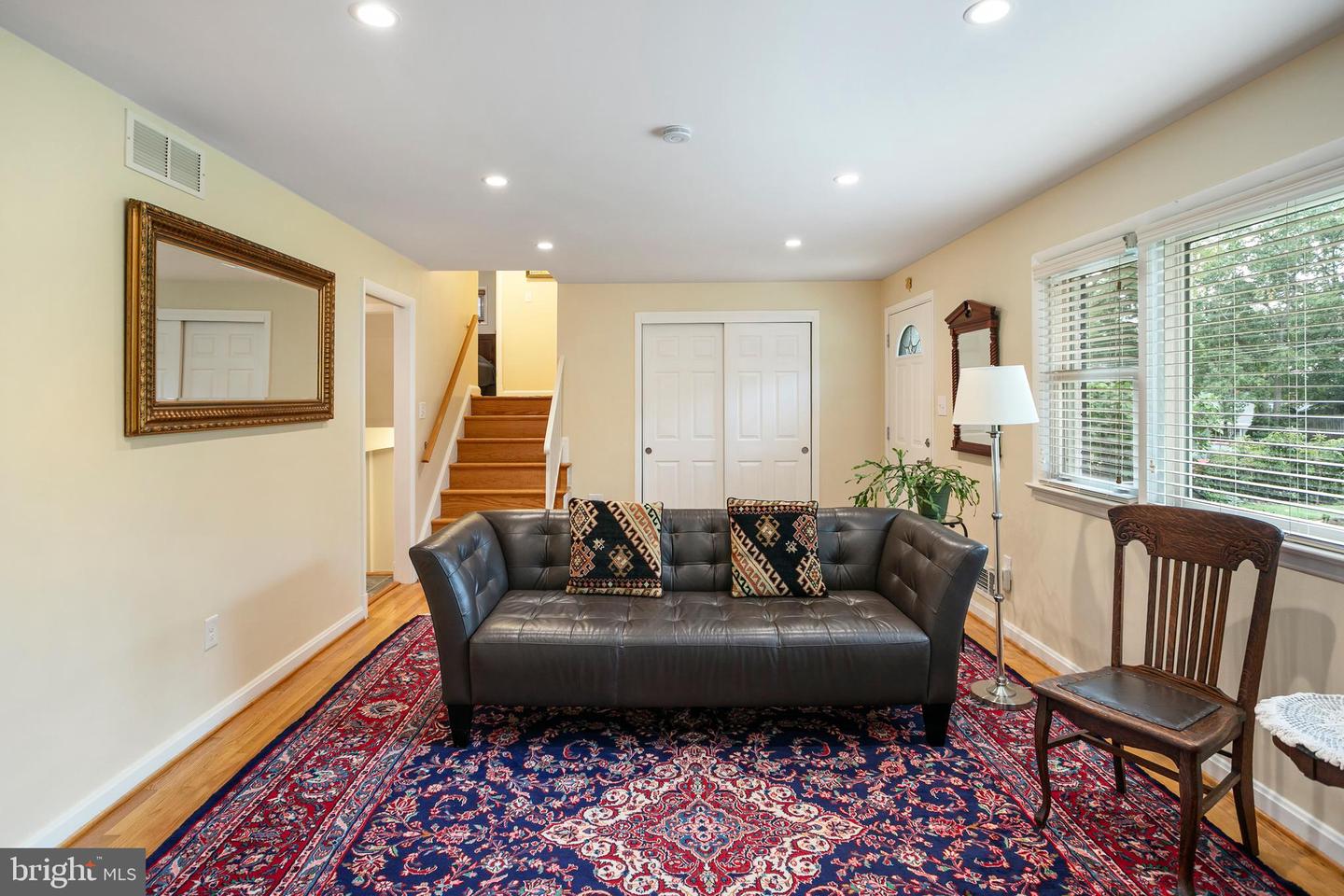 1912 SWAN TER, ALEXANDRIA, Virginia 22307, 4 Bedrooms Bedrooms, ,2 BathroomsBathrooms,Residential,For sale,1912 SWAN TER,VAFX2268748 MLS # VAFX2268748