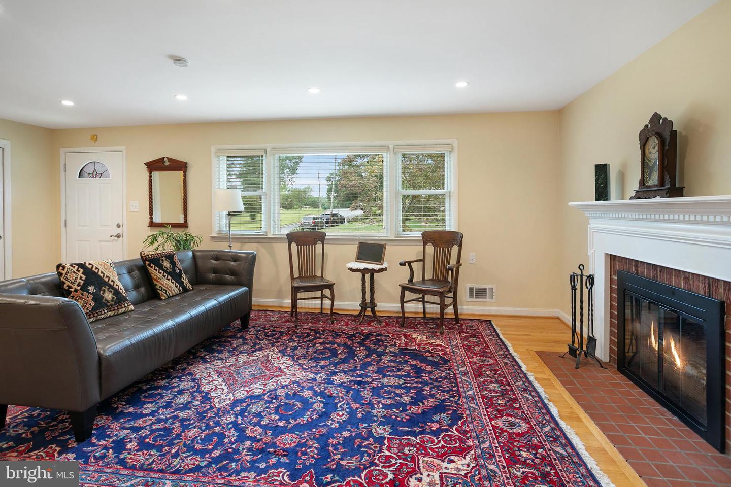 1912 SWAN TER, ALEXANDRIA, Virginia 22307, 4 Bedrooms Bedrooms, ,2 BathroomsBathrooms,Residential,For sale,1912 SWAN TER,VAFX2268748 MLS # VAFX2268748