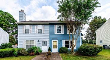 2045 COMMONWEALTH DR, CHARLOTTESVILLE, Virginia 22901, 2 Bedrooms Bedrooms, ,1 BathroomBathrooms,Residential,For sale,2045 COMMONWEALTH DR,669222 MLS # 669222