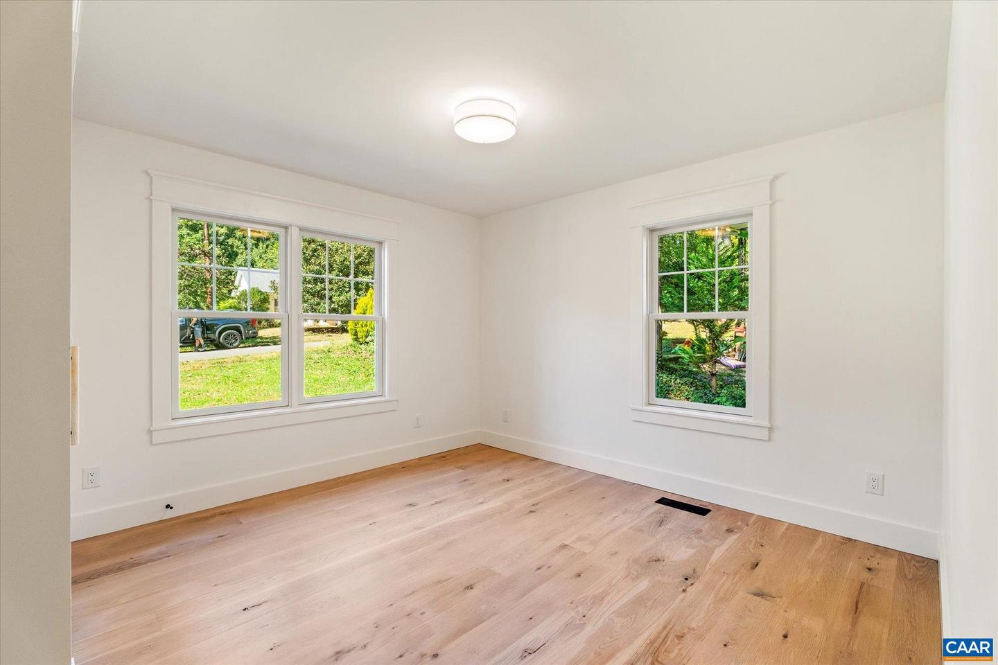 1614 CAMBRIDGE CIR, CHARLOTTESVILLE, Virginia 22903, 3 Bedrooms Bedrooms, ,2 BathroomsBathrooms,Residential,For sale,1614 CAMBRIDGE CIR,669250 MLS # 669250