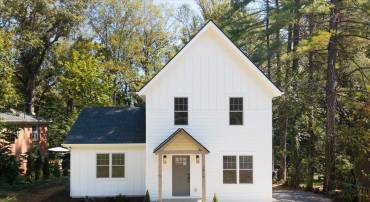 1614 CAMBRIDGE CIR, CHARLOTTESVILLE, Virginia 22903, 3 Bedrooms Bedrooms, ,2 BathroomsBathrooms,Residential,For sale,1614 CAMBRIDGE CIR,669250 MLS # 669250