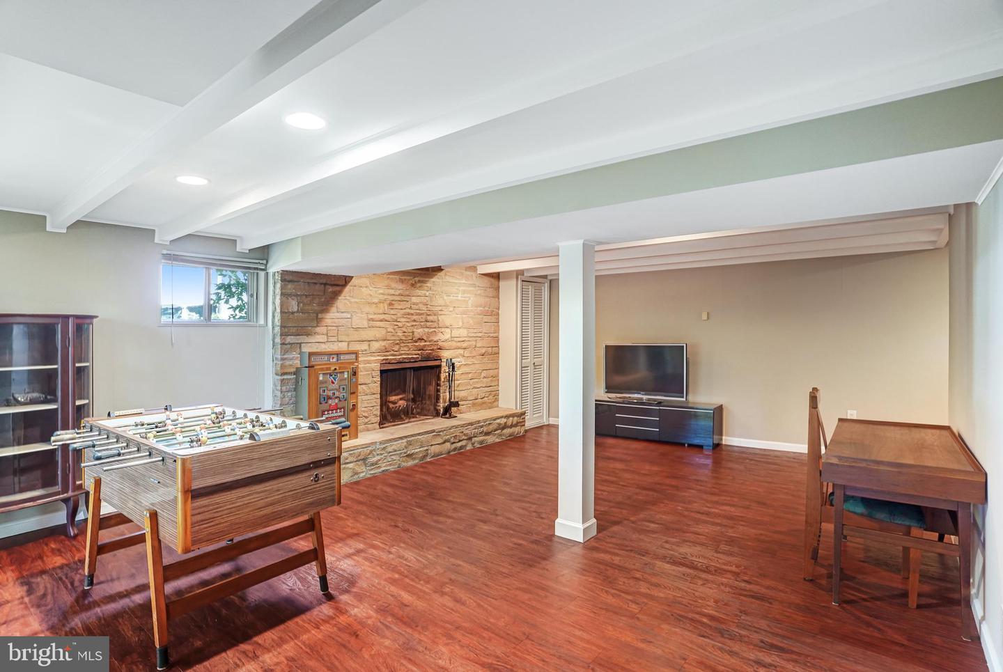 8405 THAMES ST, SPRINGFIELD, Virginia 22151, 4 Bedrooms Bedrooms, ,2 BathroomsBathrooms,Residential,For sale,8405 THAMES ST,VAFX2268796 MLS # VAFX2268796