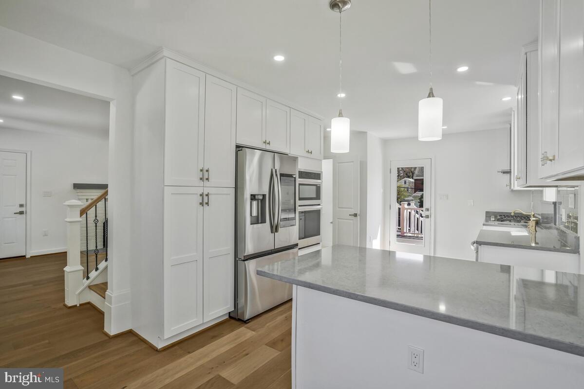 2839 MEADOW LN, FALLS CHURCH, Virginia 22042, 5 Bedrooms Bedrooms, 16 Rooms Rooms,3 BathroomsBathrooms,Residential,For sale,2839 MEADOW LN,VAFX2268808 MLS # VAFX2268808