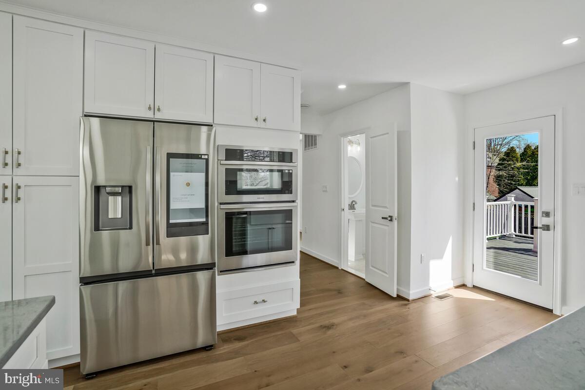 2839 MEADOW LN, FALLS CHURCH, Virginia 22042, 5 Bedrooms Bedrooms, 16 Rooms Rooms,3 BathroomsBathrooms,Residential,For sale,2839 MEADOW LN,VAFX2268808 MLS # VAFX2268808