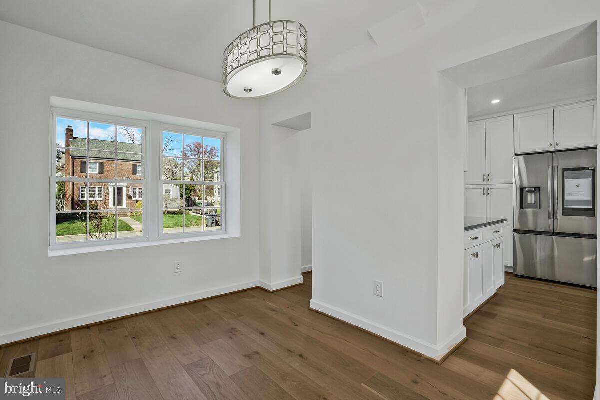 2839 MEADOW LN, FALLS CHURCH, Virginia 22042, 5 Bedrooms Bedrooms, 16 Rooms Rooms,3 BathroomsBathrooms,Residential,For sale,2839 MEADOW LN,VAFX2268808 MLS # VAFX2268808