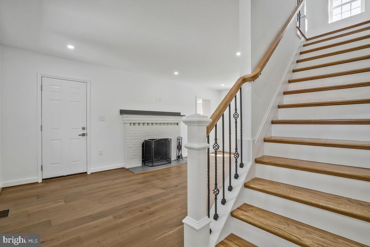 2839 MEADOW LN, FALLS CHURCH, Virginia 22042, 5 Bedrooms Bedrooms, 16 Rooms Rooms,3 BathroomsBathrooms,Residential,For sale,2839 MEADOW LN,VAFX2268808 MLS # VAFX2268808