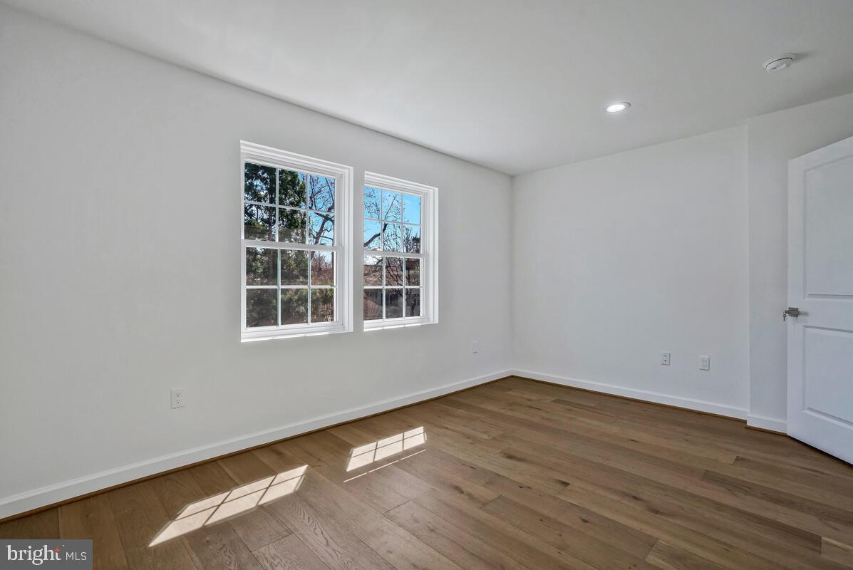 2839 MEADOW LN, FALLS CHURCH, Virginia 22042, 5 Bedrooms Bedrooms, 16 Rooms Rooms,3 BathroomsBathrooms,Residential,For sale,2839 MEADOW LN,VAFX2268808 MLS # VAFX2268808