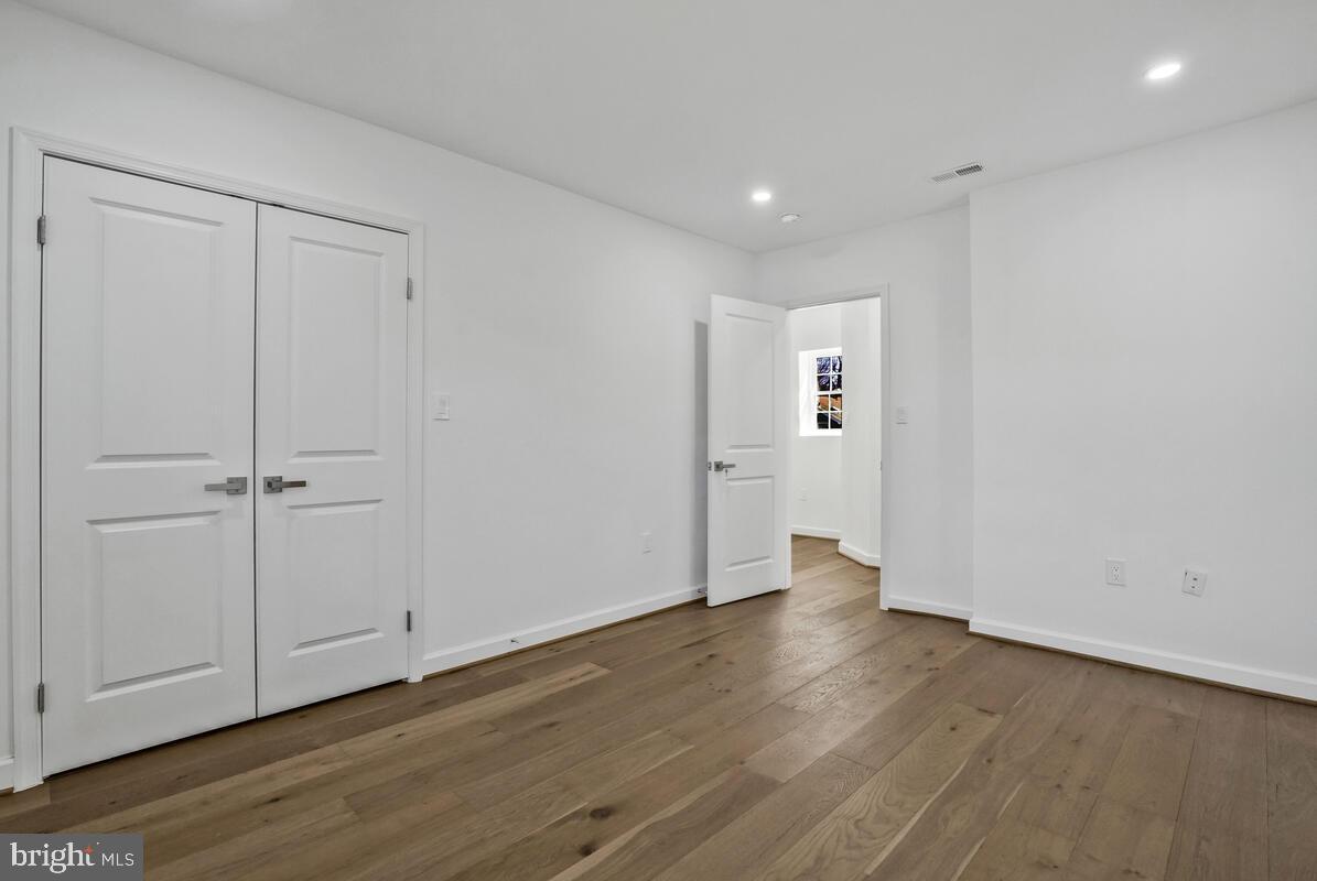 2839 MEADOW LN, FALLS CHURCH, Virginia 22042, 5 Bedrooms Bedrooms, 16 Rooms Rooms,3 BathroomsBathrooms,Residential,For sale,2839 MEADOW LN,VAFX2268808 MLS # VAFX2268808