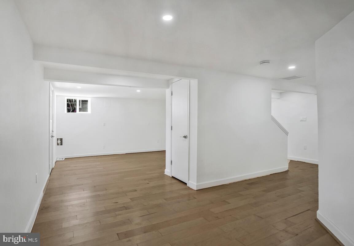 2839 MEADOW LN, FALLS CHURCH, Virginia 22042, 5 Bedrooms Bedrooms, 16 Rooms Rooms,3 BathroomsBathrooms,Residential,For sale,2839 MEADOW LN,VAFX2268808 MLS # VAFX2268808