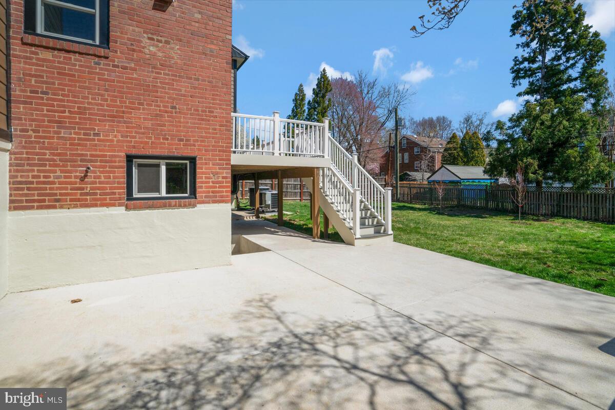 2839 MEADOW LN, FALLS CHURCH, Virginia 22042, 5 Bedrooms Bedrooms, 16 Rooms Rooms,3 BathroomsBathrooms,Residential,For sale,2839 MEADOW LN,VAFX2268808 MLS # VAFX2268808