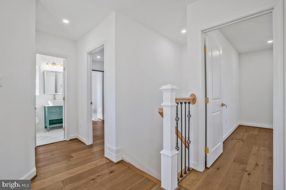 2839 MEADOW LN, FALLS CHURCH, Virginia 22042, 5 Bedrooms Bedrooms, 16 Rooms Rooms,3 BathroomsBathrooms,Residential,For sale,2839 MEADOW LN,VAFX2268808 MLS # VAFX2268808