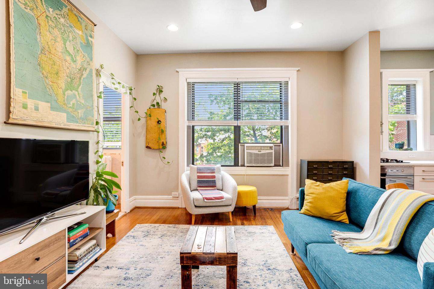 1514 17TH ST NW #412, WASHINGTON, District Of Columbia 20036, ,1 BathroomBathrooms,Residential,For sale,1514 17TH ST NW #412,DCDC2223756 MLS # DCDC2223756