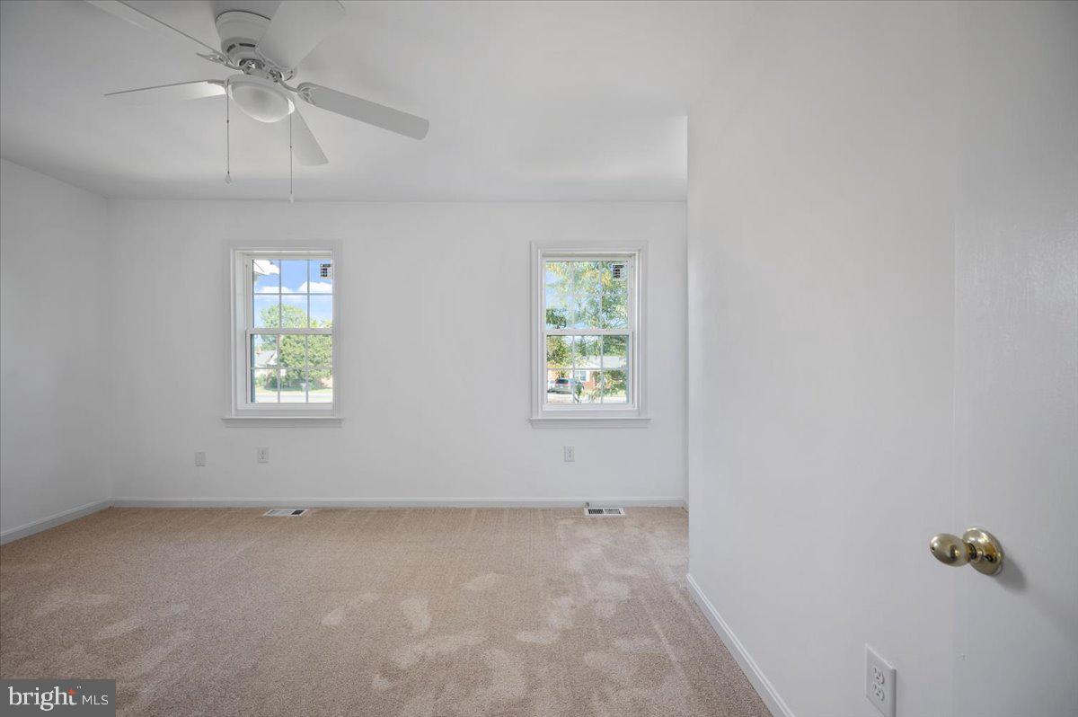 2418 LAFAYETTE BLVD, FREDERICKSBURG, Virginia 22401, 2 Bedrooms Bedrooms, ,1 BathroomBathrooms,Residential,For sale,2418 LAFAYETTE BLVD,VAFB2008548 MLS # VAFB2008548